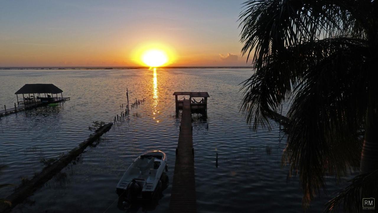 Villa Marilu B&B Bacalar Extérieur photo